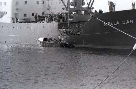 Recovering the sunken LARC, Mawson 1980